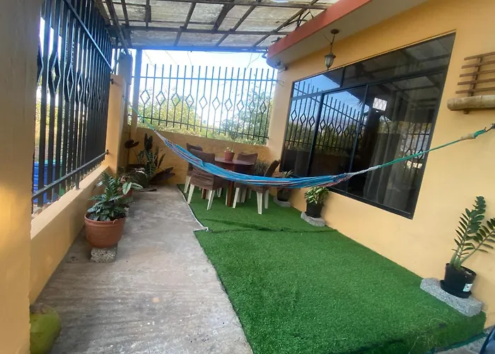 Casa De Alojamiento Muyuyo House