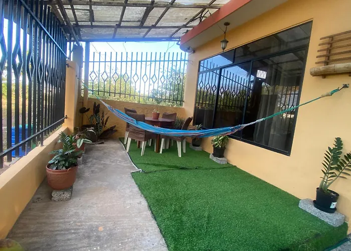 Casa De Alojamiento Muyuyo House